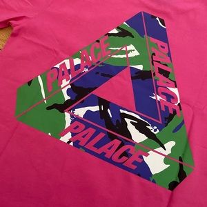 Palace T-shirt TriCamo Size Medium